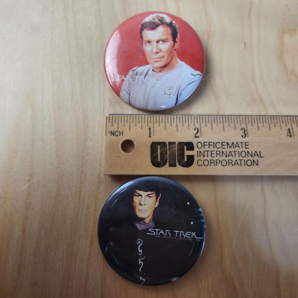 Set of 6 Vintage 1978 Star Trek 2 Inch Pin Back Buttons EUC - Picture 4 of 6
